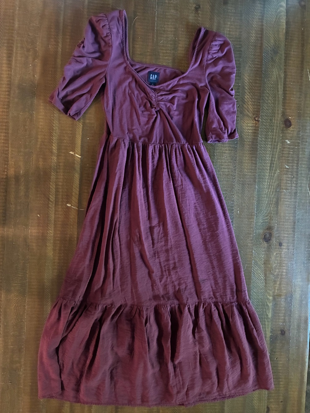 GAP Ruched Midi Dress in Maroon Size Small Like New